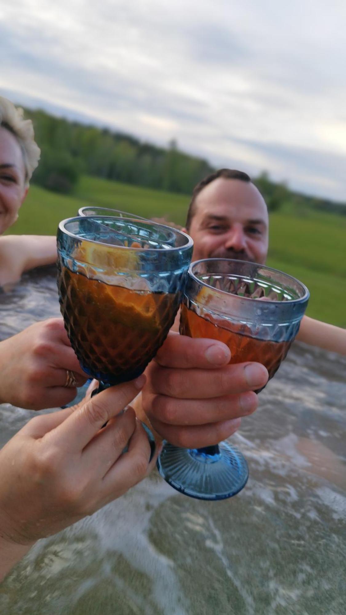 Guesthouse, Sauna & Jacuzzi In Gauja Valley - Kakukalns Straupe Ngoại thất bức ảnh